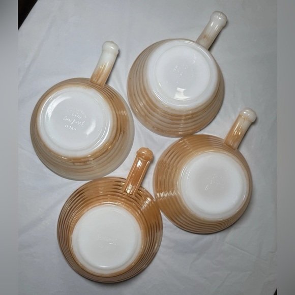 Vintage Lot Of 4 Fire King Lusterware Beehive Handled Bowls Anchor Hocking - Picture 4 of 9